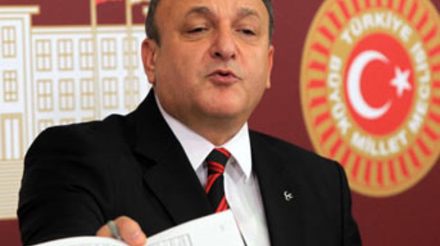 'Akil insanlar AKP propagandası yapıyor'