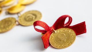 Son dakika | Altın fiyatlarında çifte rekor! Bir eşik daha aşıldı: Gram altın 2500 liraya dayandı, ons altın 2200 doların üzerine yükseldi