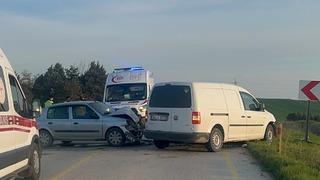 Tekirdağ'da otomobille hafif ticari araç çarpıştı, 7 kişi yaralandı