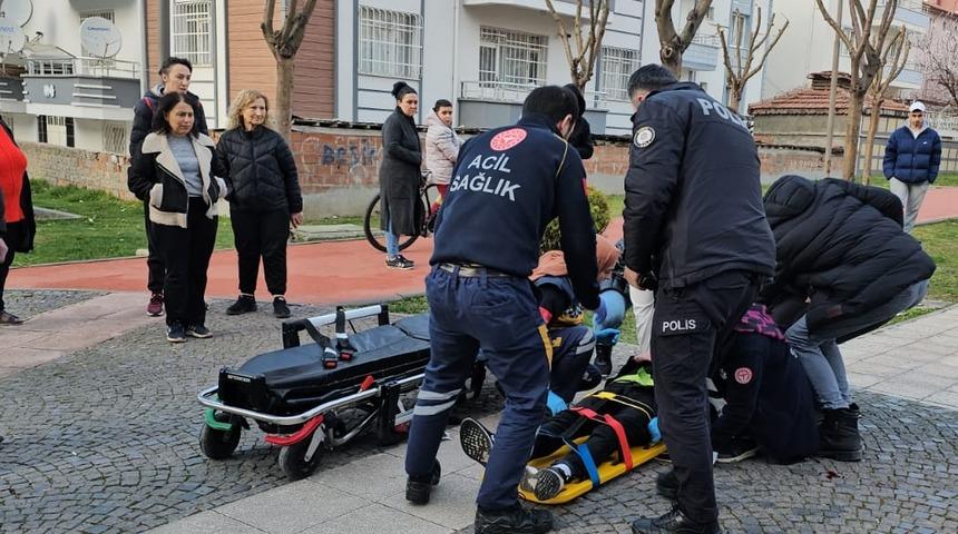 Çorum'da çıkan bıçaklı kavgada 17 yaşındaki genç yaralandı