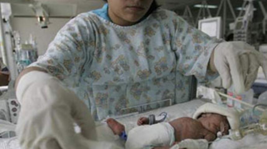 Morgda canlı bebek krizi