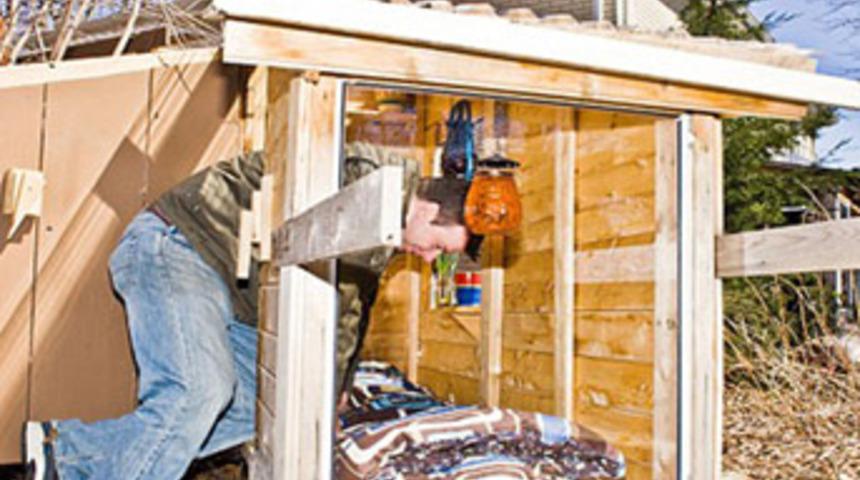 Pencere yerine çamaşır makinesi kapağı!