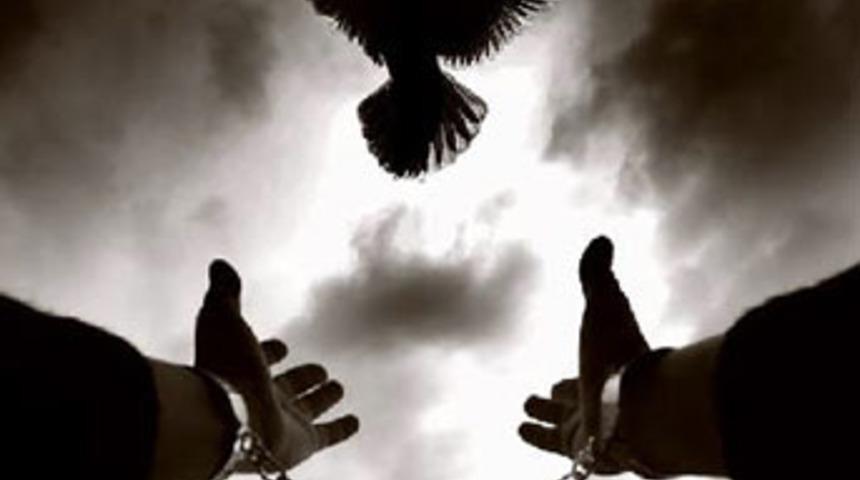 15 bin h&uuml;k&uuml;ml&uuml;ye tahliye umudu