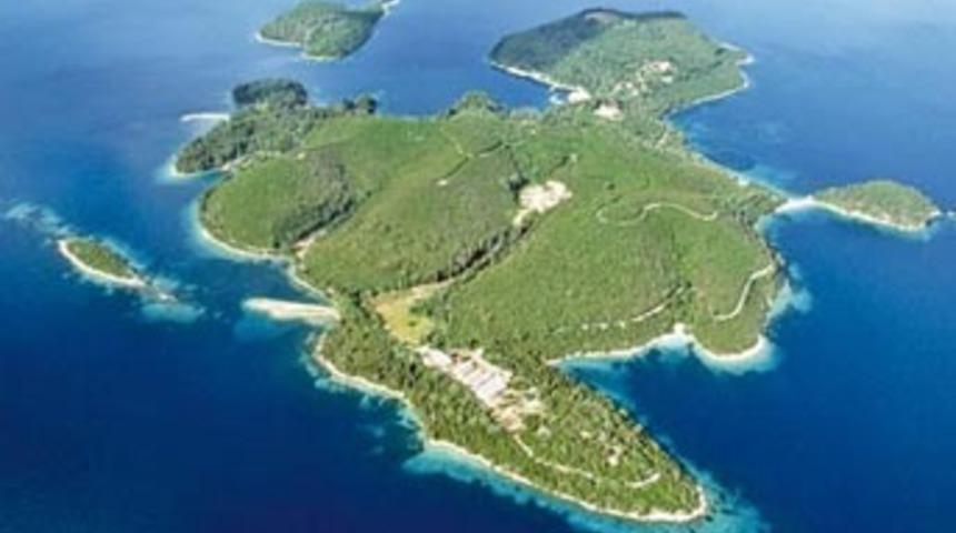 Onasis’in adasına talip olduk