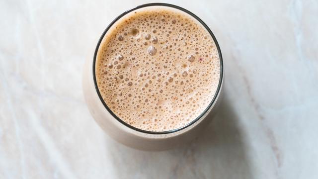 Bağırsak çalıştıran smoothie tarifi! İftar sonrası içildiğinde muhteşem etki gösteriyor! Yüksek lif kaynağı