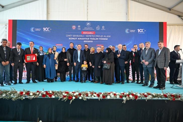 Bakan Özhaseki o ifadeyi duyunca çok sinirlendi! "Yeter midem bulanıyor" diyerek isyan etti: Onu yapanın Allah cezasını versin G1