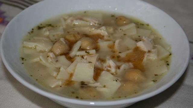 Dede çorbası (Kesme hamur çorbası) tarifi: Dede çorbası (kesme hamur çorbası) nasıl yapılır?