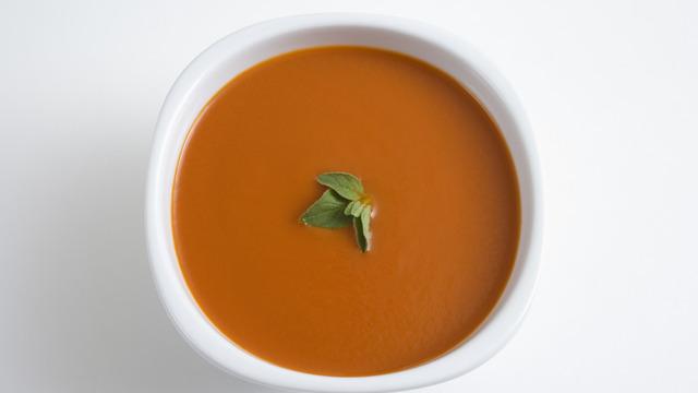 Sütlü domates çorbası tarifi: Sütlü domates çorbası nasıl yapılır?