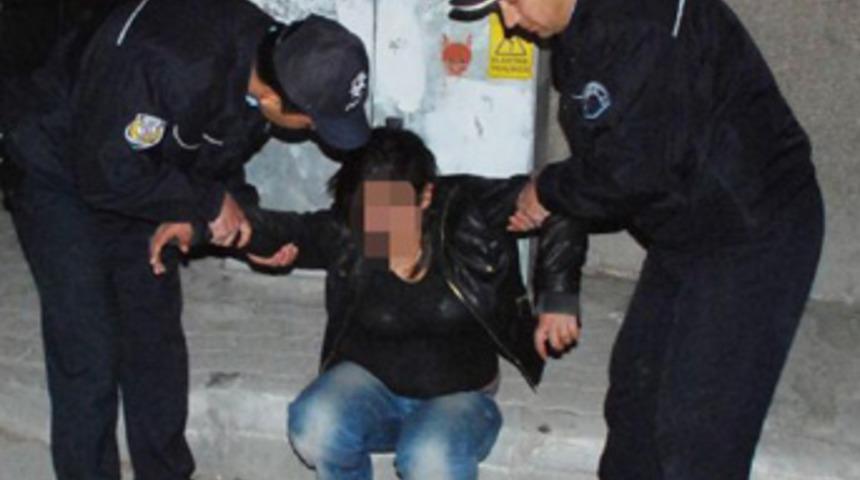 Alkoll&uuml; kadın darp edilip sokağa bırakıldı!