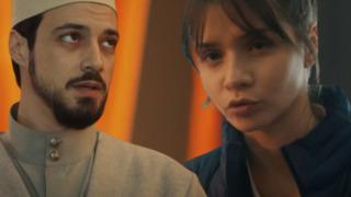 Kızıl Goncalar'daki o sahne sosyal medyayı salladı! Mira ve Cüneyd arasındaki 'Ramazan' diyaloğu gündem oldu