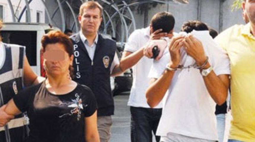 Kızın yaşı 17 çıktı hepsi beraat etti