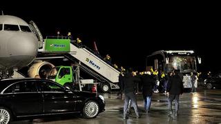 Trabzonspor maçı sonrası soyunma odasında yaşananlar ortaya çıktı! Fenerbahçe'ye halk otobüsü teklif etmişler