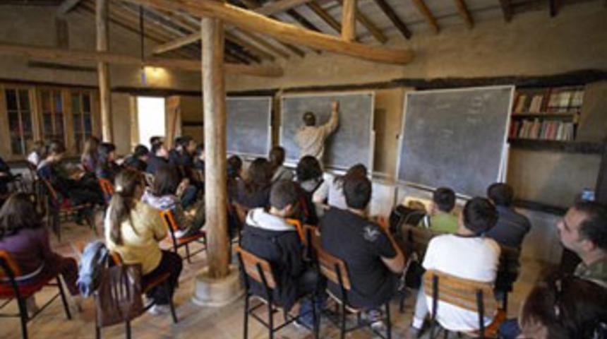 Meral Okay parasını buraya bıraktı!