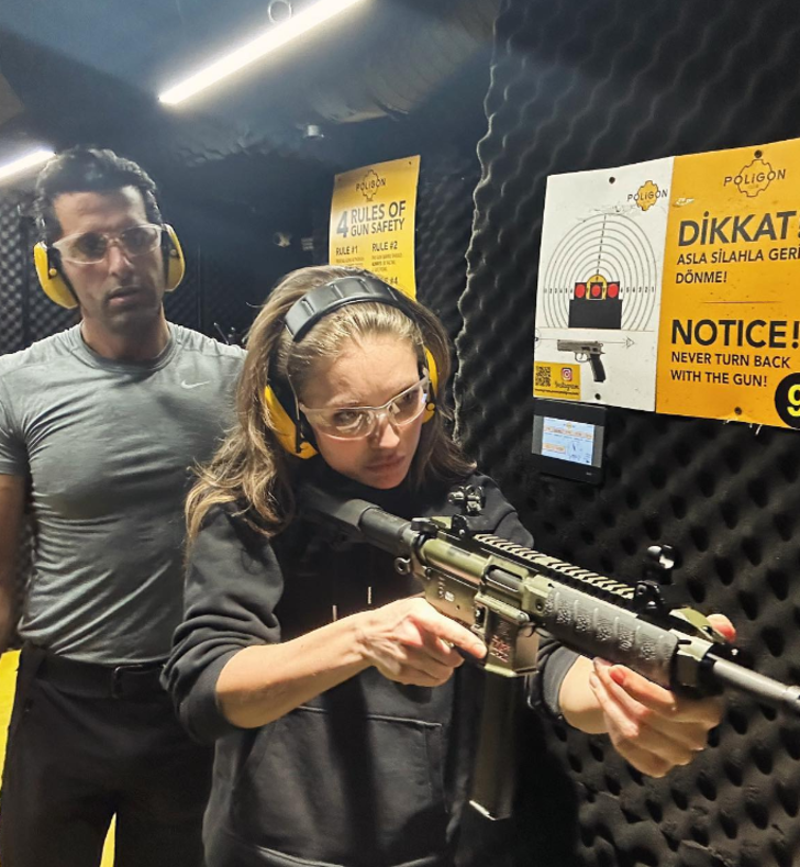 Dokuz Oğuz'un Albay Tomris'i Yasemin Allen aradığı aşkı buldu! Sevgilisi eski FBI çalışanı çıktı  G4