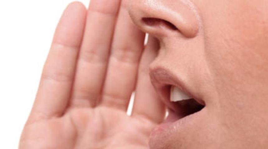 Sesin kalınlaşması ‘kanseri’ belirtisi mi?