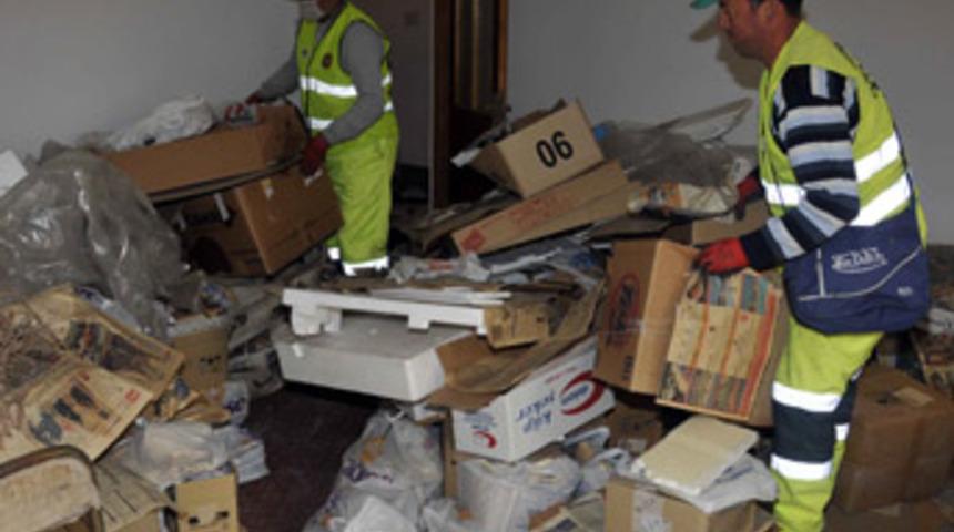 &Ccedil;&ouml;p evden altın &ccedil;ıktı!