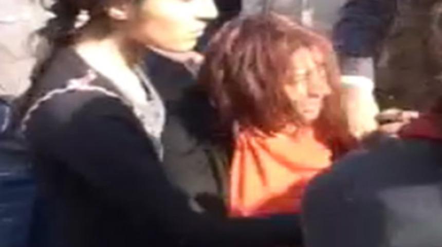 Kızını kurtarmak i&ccedil;in BDP'li vekili tokatladı