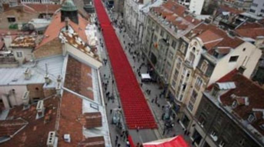 Avrupa'nın ortasındaki utanç çizgisi!