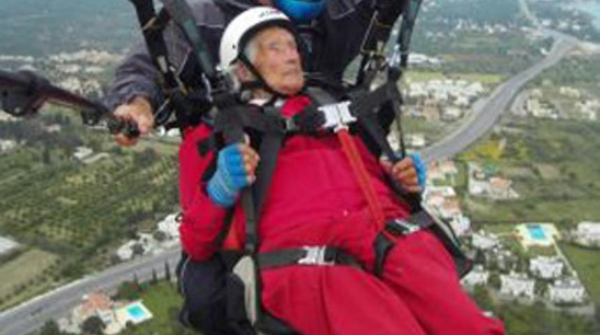 104'l&uuml;k kadın &ouml;yle bir rekor kırdı ki...