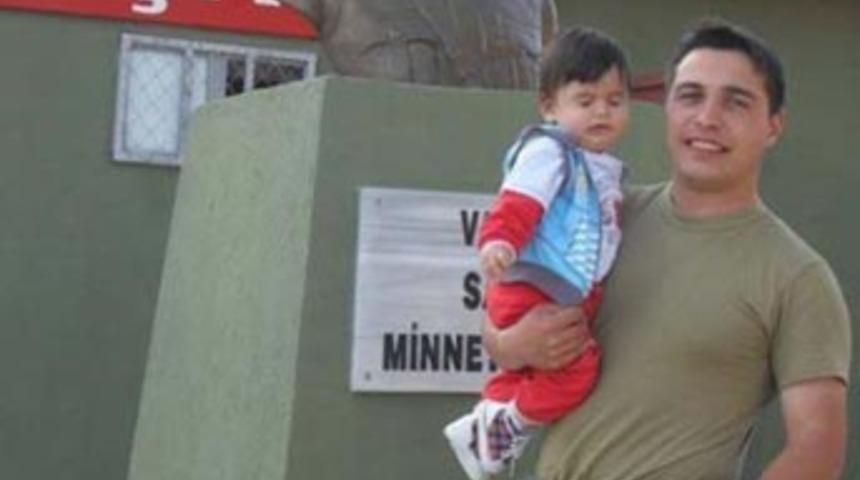 Komutan cinayetinde ka&ccedil;ak&ccedil;ılık ş&uuml;phesi!