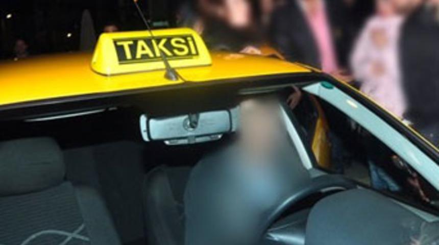 M&uuml;şterisini gasp eden ilk taksici