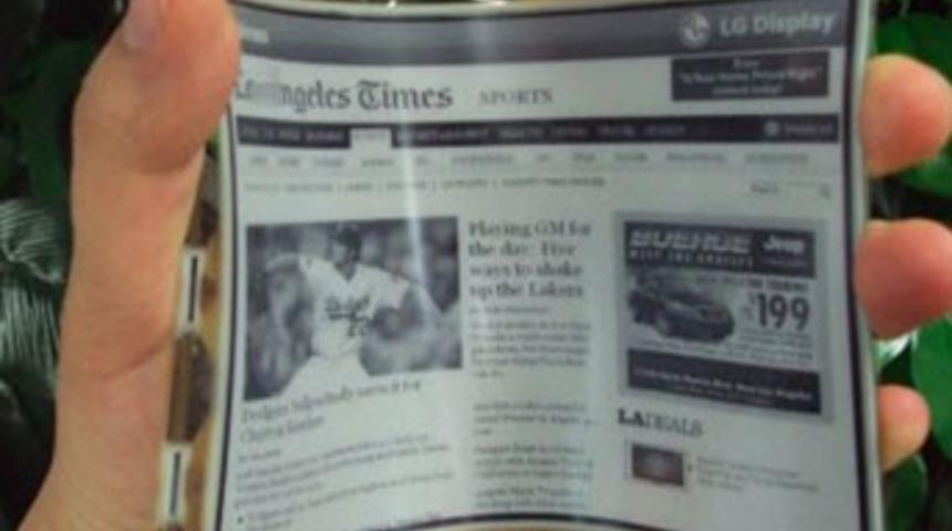 Katlanan ekranlar geliyor