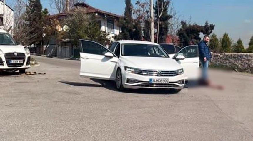 Kan donduran görüntü! Silahla vurup öldürdü, cesedinin başında sigara içti