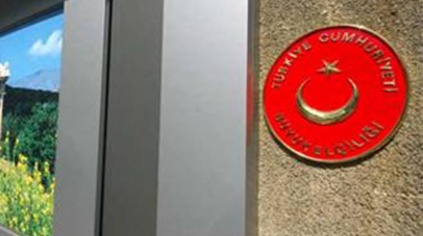 Suriye&rsquo;deki T&uuml;rklere &ccedil;ağrı: Yurda d&ouml;n&uuml;n