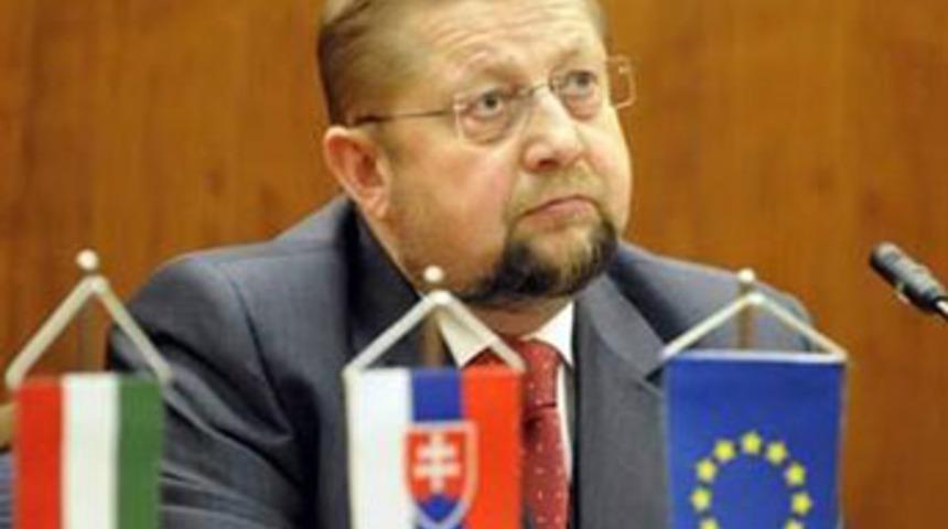 'Türkleri hapse atarız'