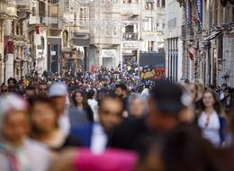 Dünyanın en mutlu ülkeleri açıklandı: Türkiye'nin sıralamasında dikkat çeken değişim! İşte listedeki o ülkeler