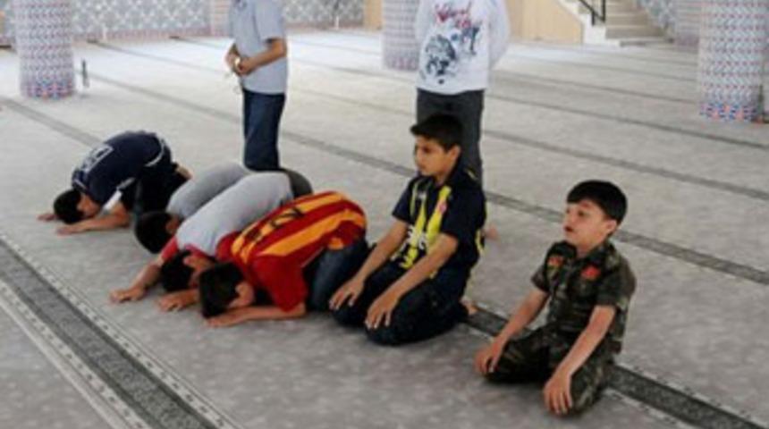 'Haydi &Ccedil;ocuklar Camiye' kampanyası