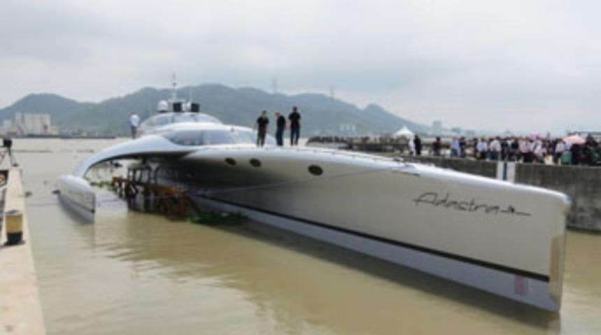 Bu yat, iPad ile kumanda ediliyor