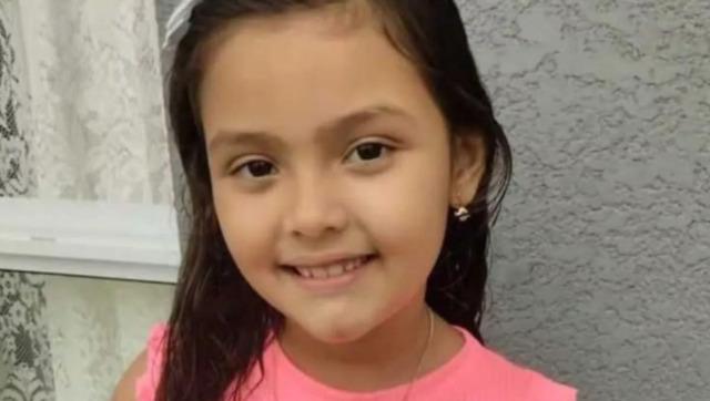 Ailenin tatili kabusa döndü! Tuvalete düşen 7 yaşındaki kız çocuğu hayatını kaybetti... Banyo yaparken cansız bedeni bulundu 640xauto