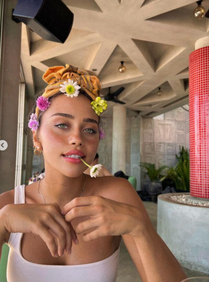 Hamdi Alkan'ın kızı Zeynep Alkan'ın son paylaşımı korkuttu! Zayıf hali dikkat çekti: "Hastalığımdan dolayı..." G5