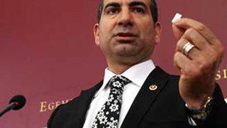 Meclis’te eroin ve kokainli basın toplantısı