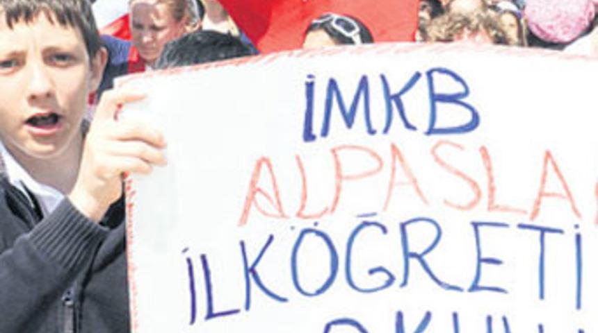 50 yıllık ilkokul &lsquo;imam hatip&rsquo; oldu!