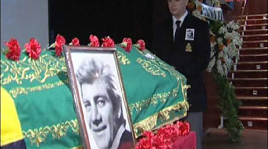 Ekrem Bora son yolculuğuna uğurlandı