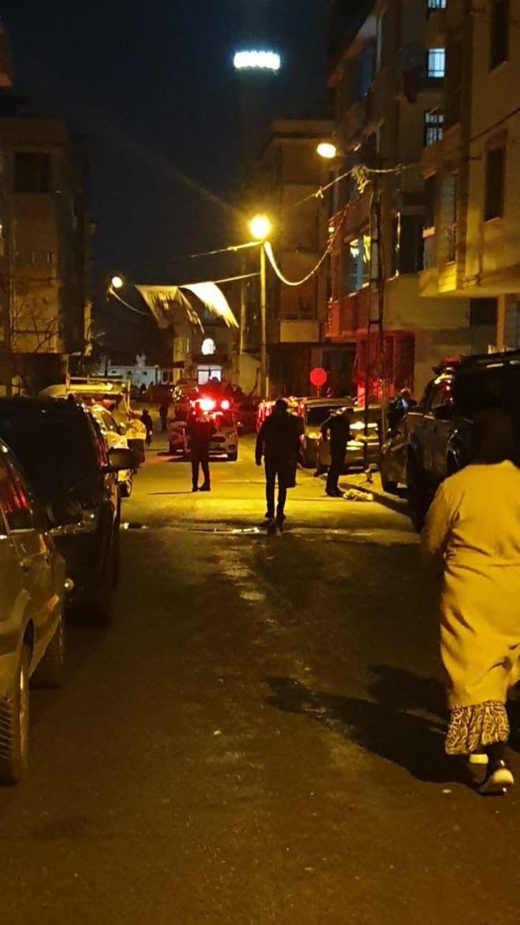 Sokak ortasında silahlı saldırı! Kanlar içinde yere yığıldı... Yaralanan kadının hayati tehlikesi var G5