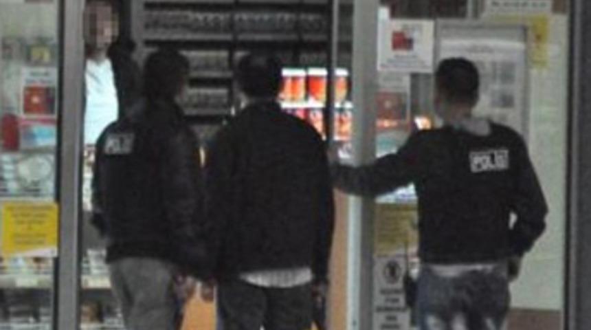 Silahlı kişi benzinciyi rehin aldı!