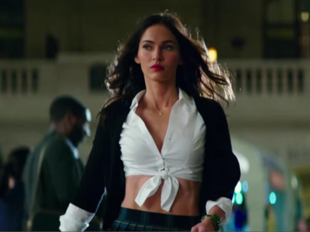 Megan Fox estetiklerini sonunda itiraf etti! Dolgu, g&ouml;ğ&uuml;s estetiği, botoks...