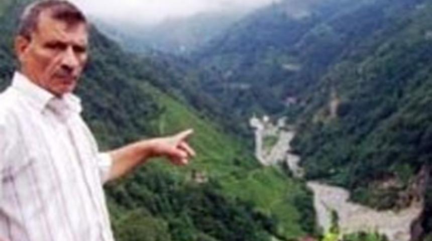 HES&rsquo;te hakimden davacıya: Kısa kes