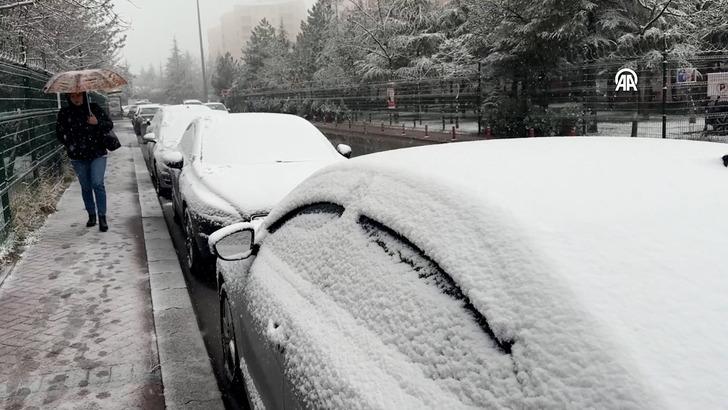 Kar yağışı sonrası ilk görüntüler Ankara’dan geldi! Meteoroloji’den 17 il için sarı kodlu uyarı: Kar yağışı ve sağanak devam edecek G3