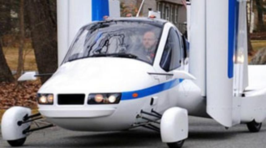 U&ccedil;an araba New York Oto Fuarı&rsquo;nda!