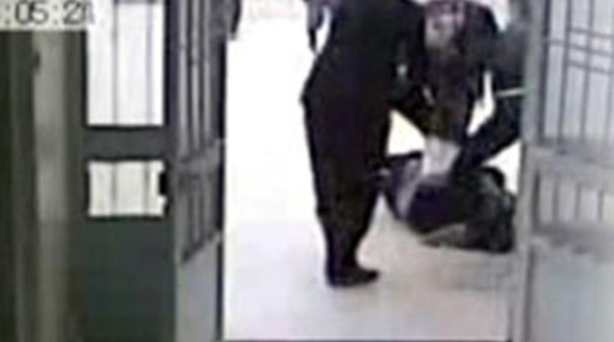 Tarım m&uuml;d&uuml;r&uuml;ne dayak kamerada!