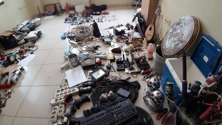 Bir şehir rahat bir nefes aldı! İki evi olan hırsız yakayı ele verdi: Odalardan çıkanlar şoke etti G1