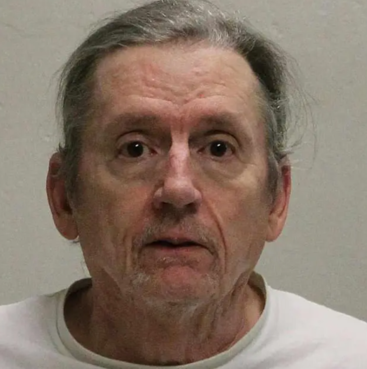 Okul servisinde korkunç anlar! Servis şoförü ortaokul öğrencisini darp etti... Görüntüler infiale neden oldu G5