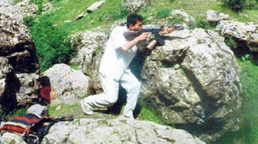 Kalaşnikoflu avukattan çarpıcı itiraflar