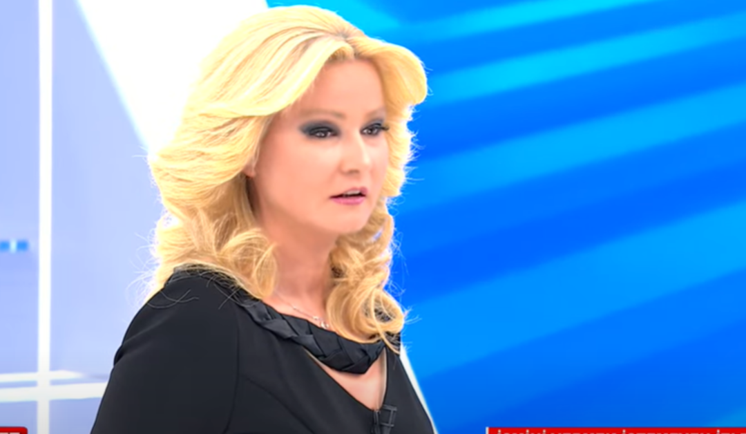 Pavyona gidip alem yapmışlar! M&uuml;ge Anlı kadın ayakkabısından i&ccedil;ki i&ccedil;menin fiyatını sordu! Duyduklarına inanamadı! 'Meftun olan kadının...'