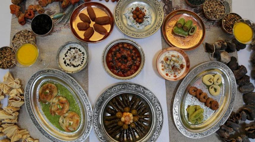 'İftardan sahura 4 öğün' Uzmanından ramazan ayında beslenme önerileri! 