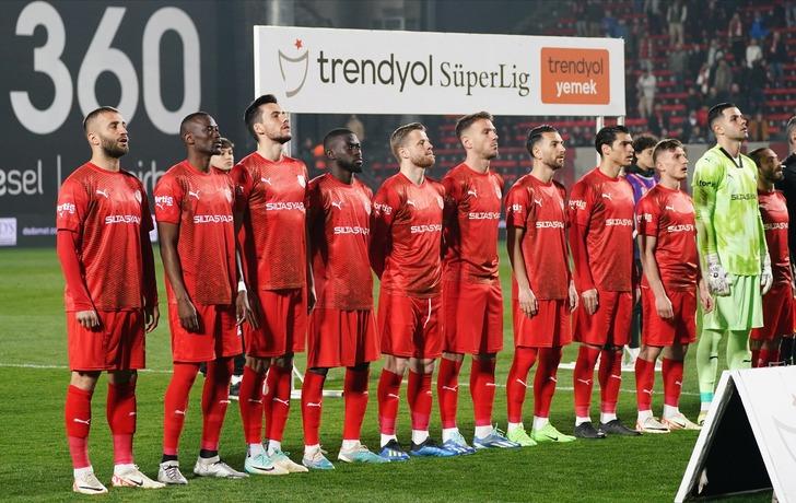 Süper Lig şampiyonluğu için şaşırtan tahmin! Galatasaray'ı 100 puanla şampiyon ilan ettiler, düşecek takımları da sıraladılar G2